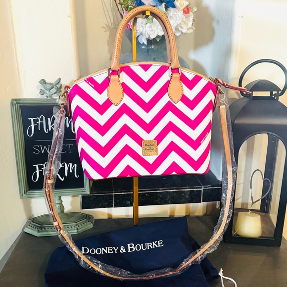 Dooney & Bourke Handbags - Dooney & Bourke Pink Chevron Greta Satchel two-way bag - EUC comes w Dust Bag
